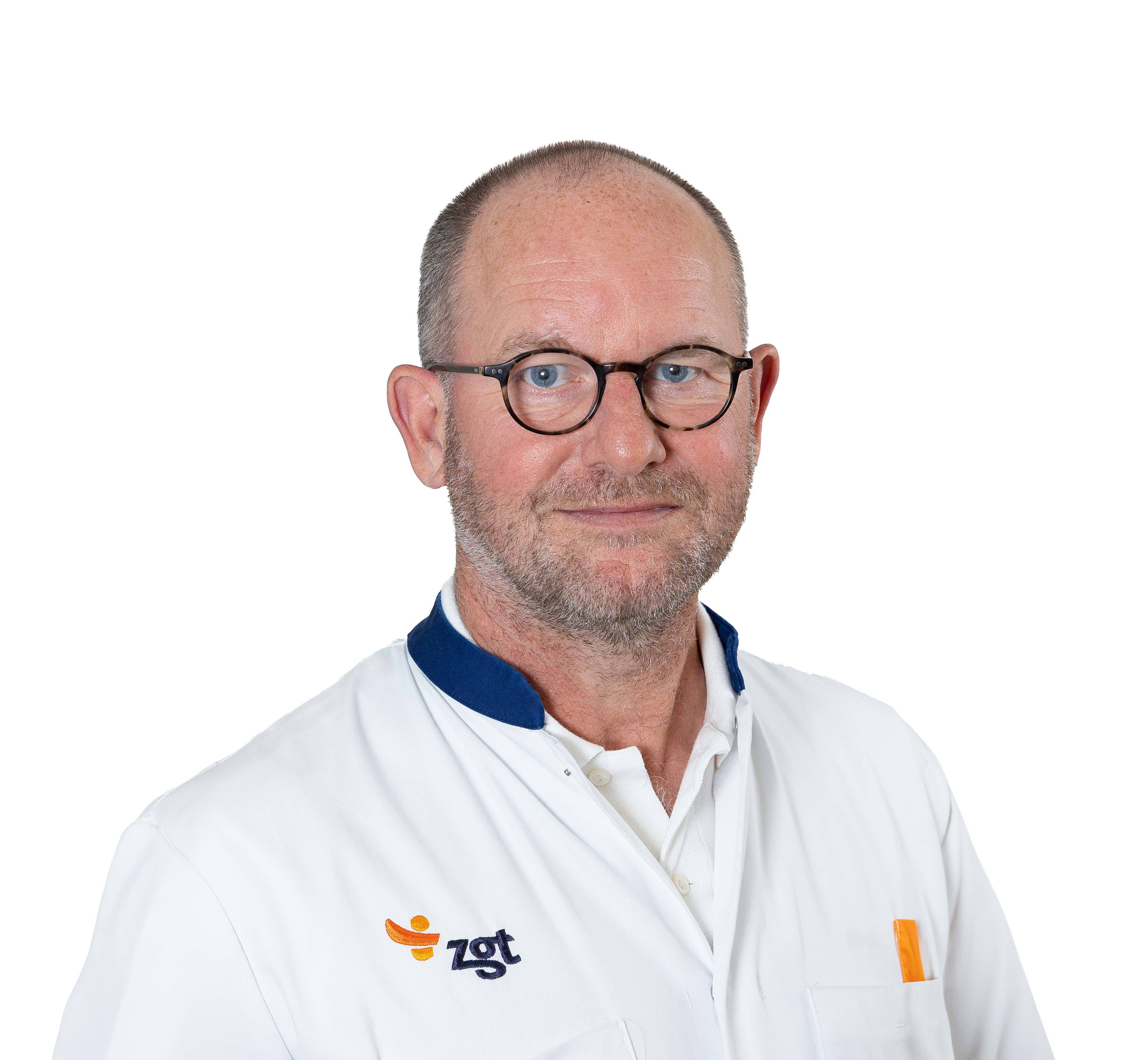 20260707 Dr Van Roermund MDL