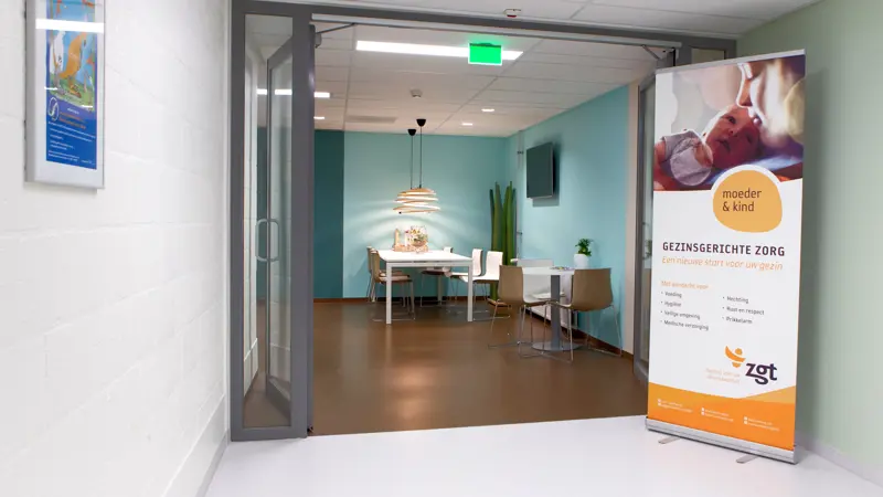 ZGT - Neonatologie - Binnenkomst op de afdeling.jpg